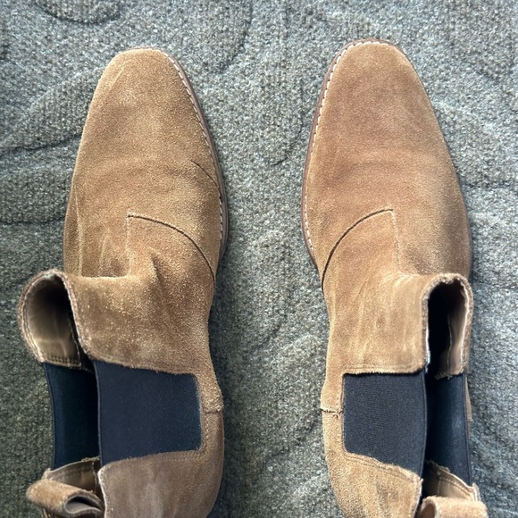 Steve Madden Men's Cognac Suede Chelsea Boots Size 9 - Picture 12 of 13